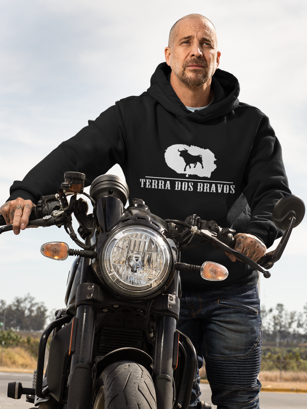 Terra dos Bravos Hoodie